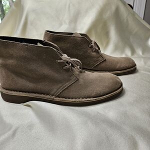 Clarks Tan Suede Chukka Boots 12M